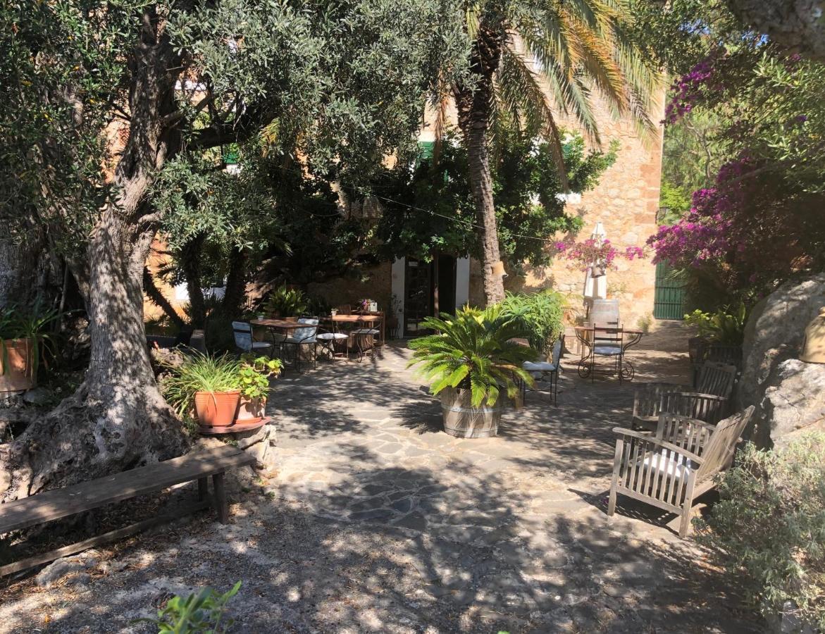 אסטלנצ'ס Sa Plana Petit Hotel מראה חיצוני תמונה